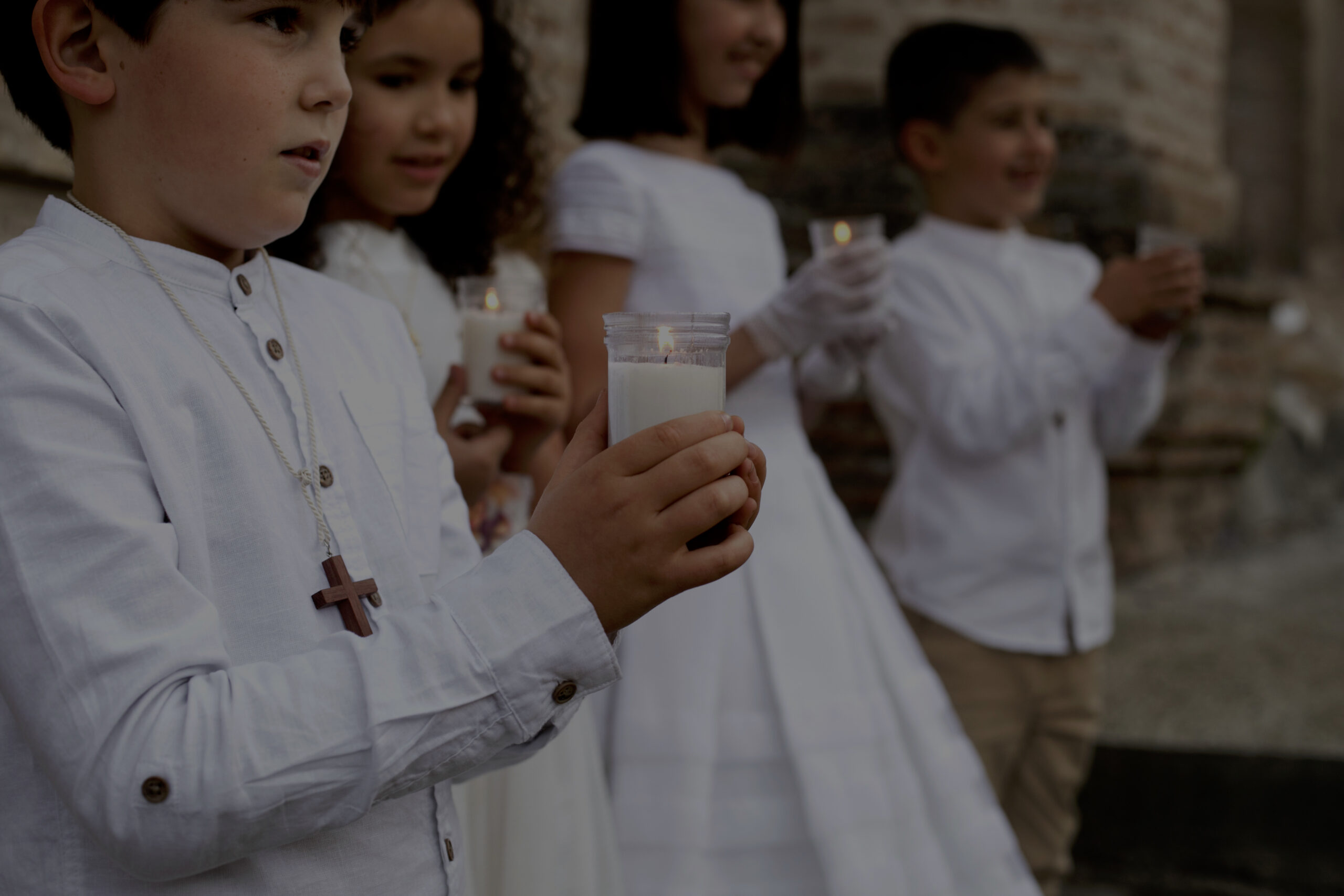 children-getting-ready-their-first-communion